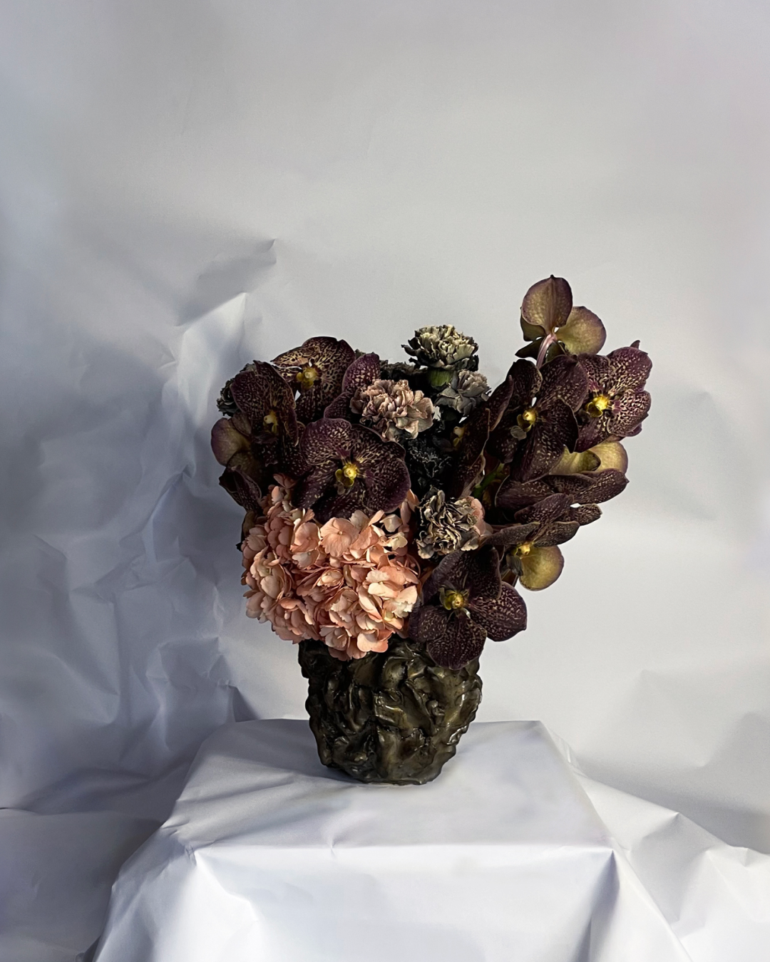 Pêche Noir bouquet – €100